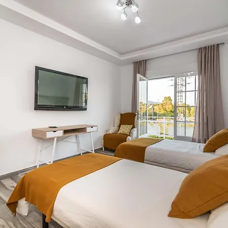 Сasa de vacaciones Casa Montebiarritz- *